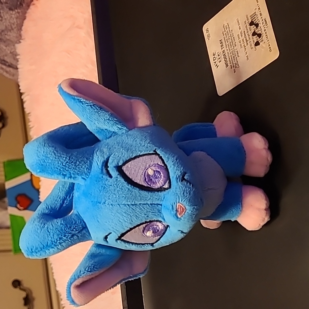 2008  Blue Acara Neopet